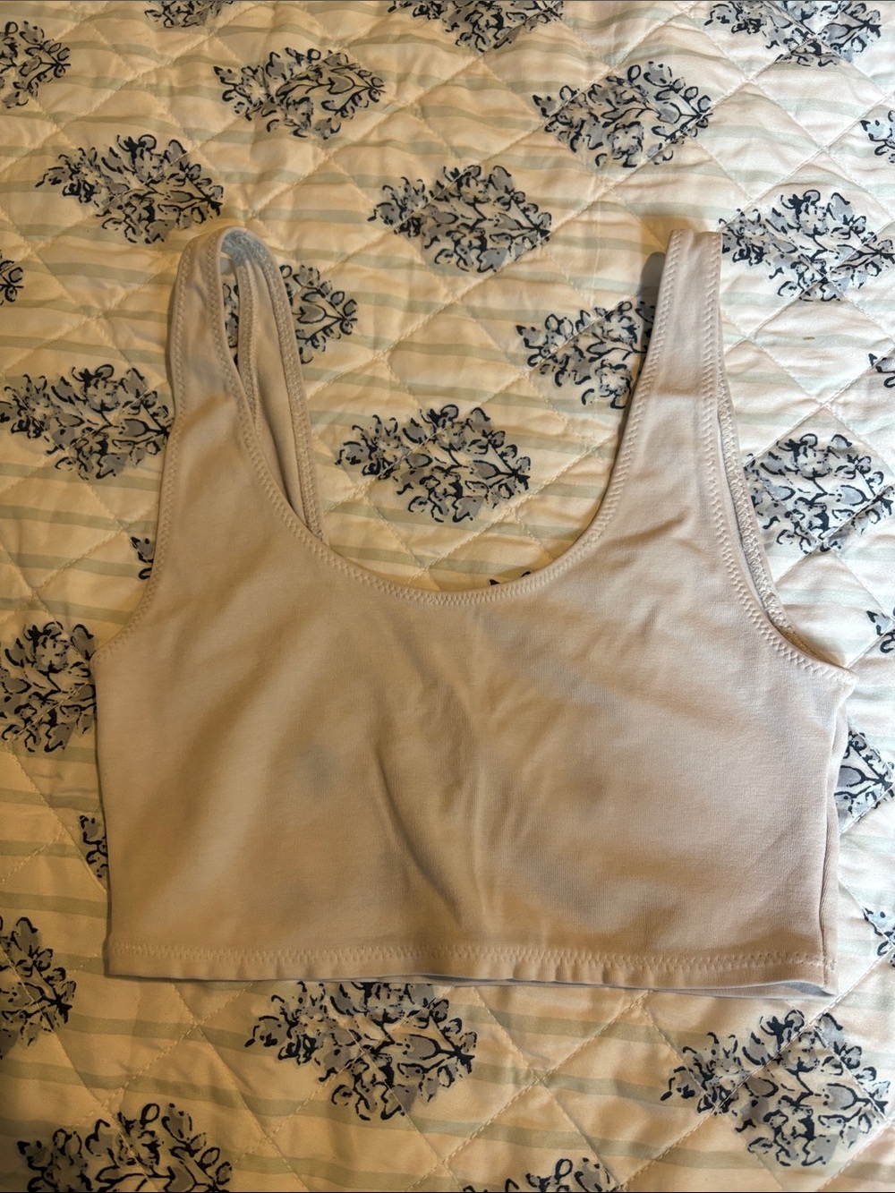Women’s Scoop Neck Bralette in off white